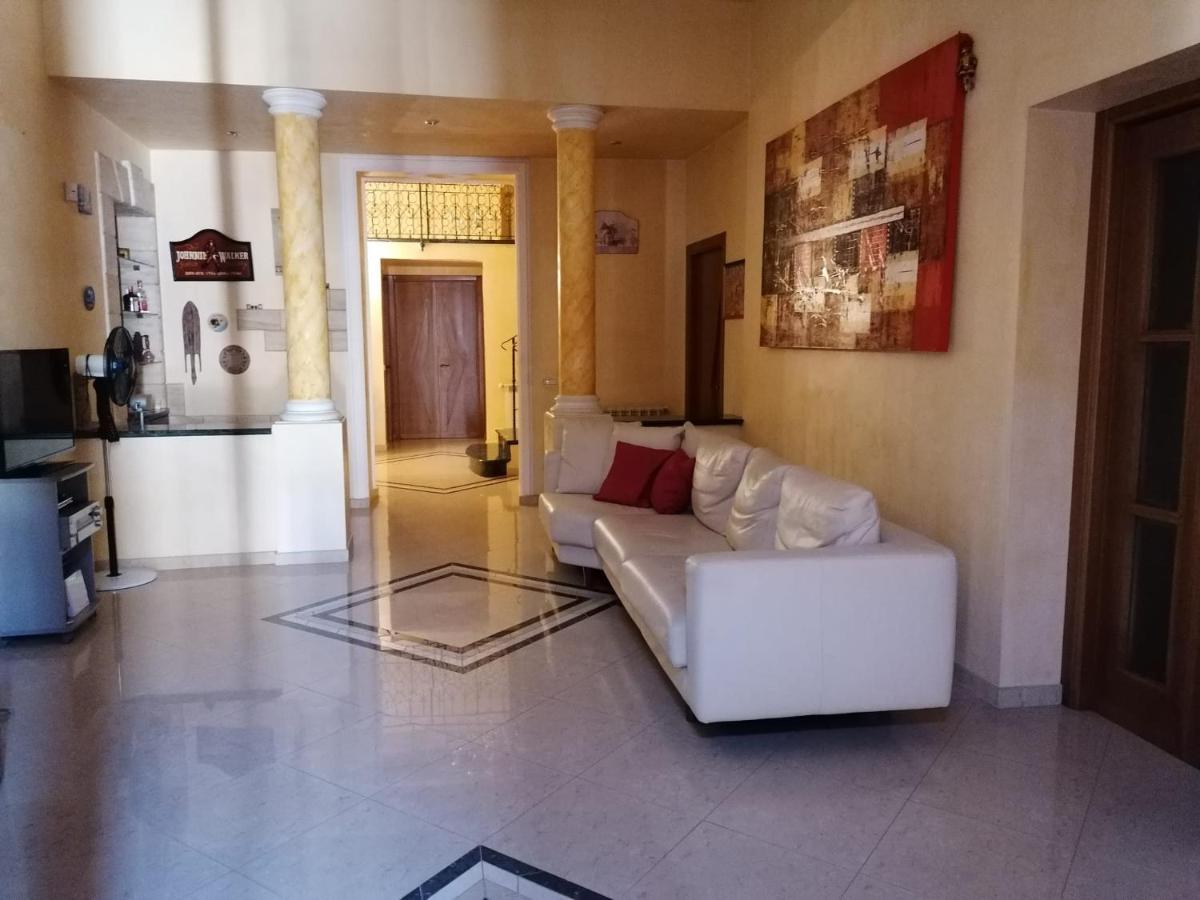 Carini Luxury Apartment Vicino Aereoporto E Al Mare Εξωτερικό φωτογραφία