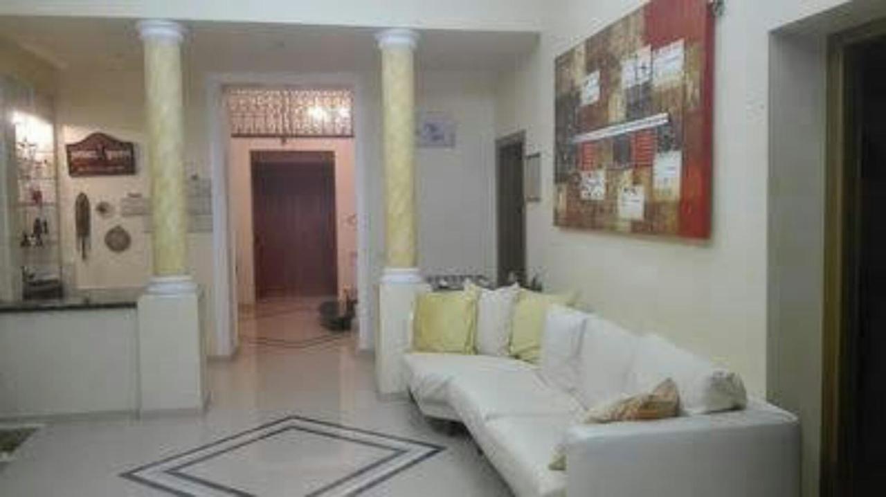 Carini Luxury Apartment Vicino Aereoporto E Al Mare Εξωτερικό φωτογραφία