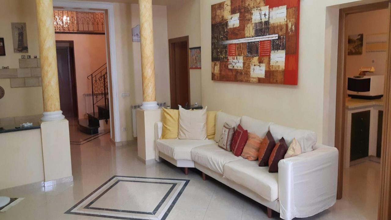 Carini Luxury Apartment Vicino Aereoporto E Al Mare Εξωτερικό φωτογραφία